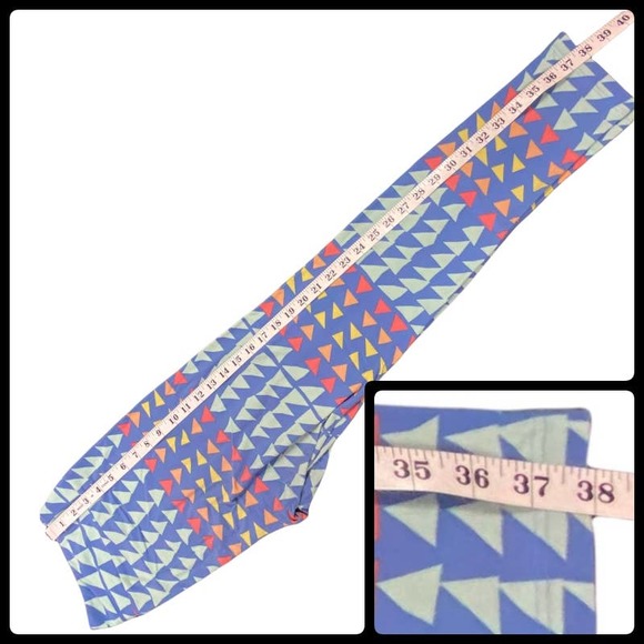 LulaRoe  Tall & Curvy Light Blue Multicolor Triangle Geometric Print Leggings - Picture 11 of 12